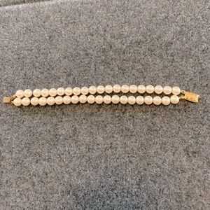 Double strand faux pearl bracelet **BOGO same or less$